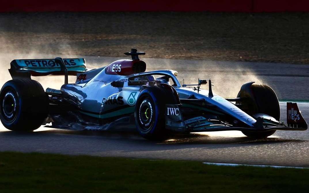 Hamilton giró por primera vez con el W13 de Mercedes