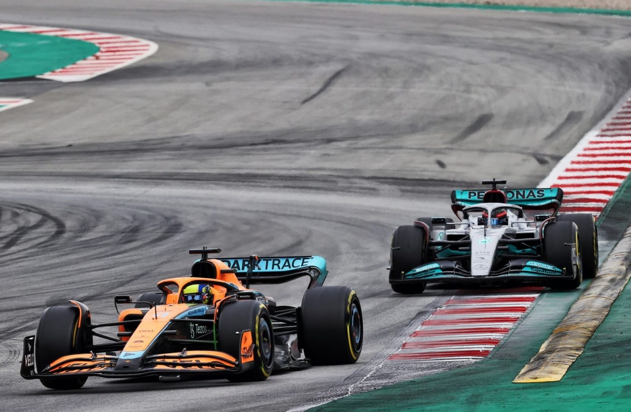 McLaren, junto a Red Bull y Ferrari, se muestran por delante de Mercedes