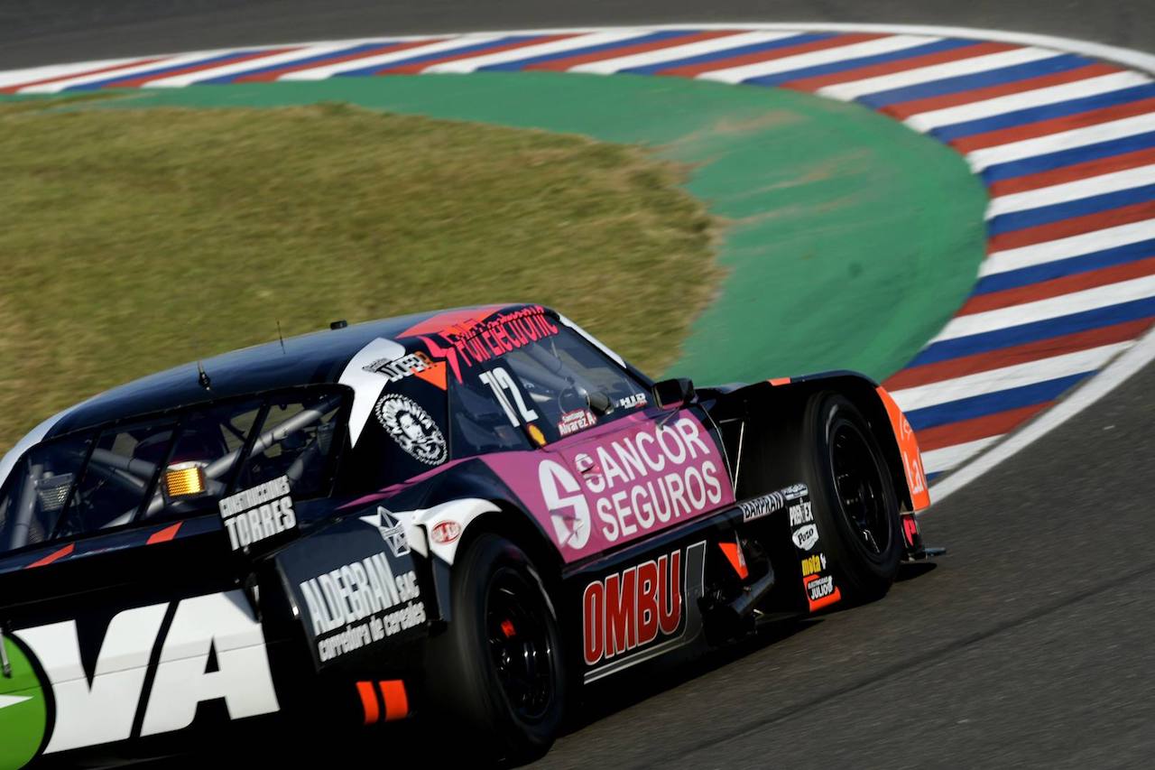 Álvarez se afirmó en TC Pista