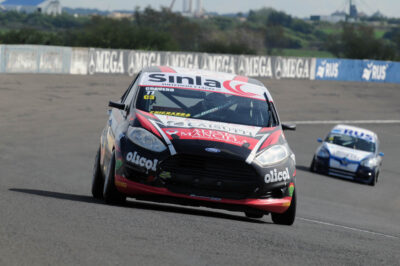 Matías Cravero hace la pole de Turismo Pista C3 en Paraná