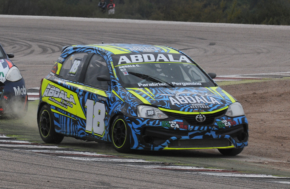 Christian Abdala ganó y lidera el campeonato de TN Clase 2