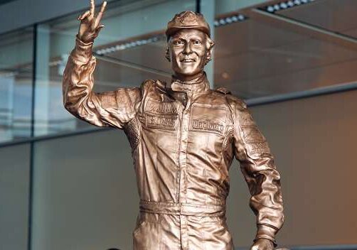 Estatua de Lauda en McLaren