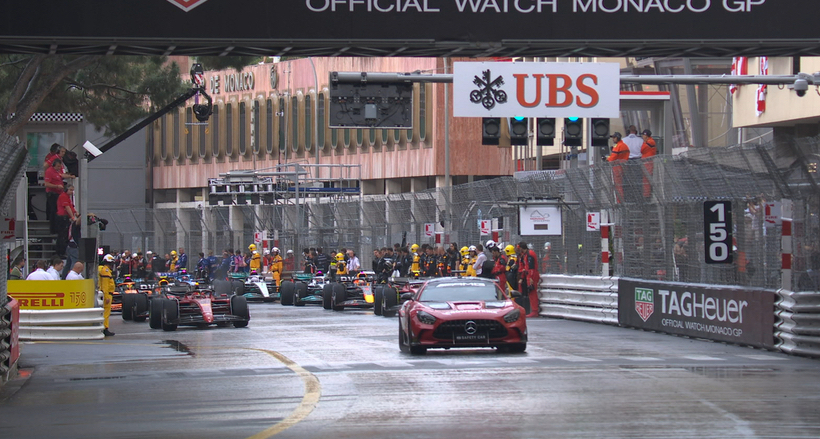 La lluvia retrasó la largada del GP de Mónaco