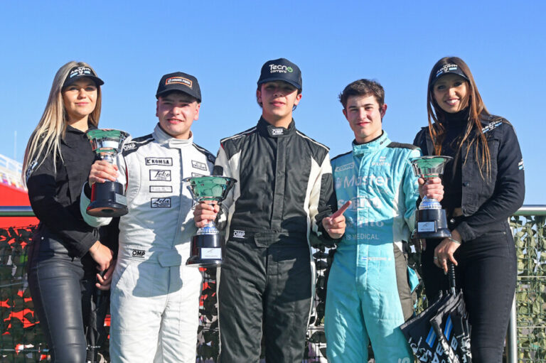 Damiani ganó en Copa Abarth Argentina, superando a Iserre y Bessone