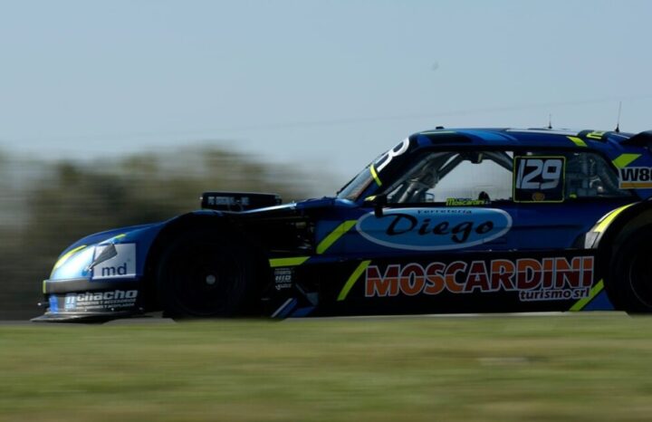 Bautismo triunfal de Moscardini en TC Mouras