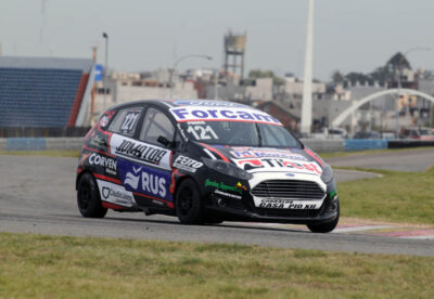 Turismo Pista Clase 3 Nicolás Posco