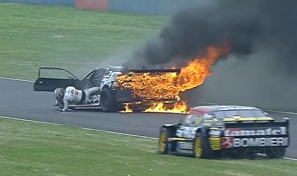 Gastón Mazzacane BsAs Camaro fuego