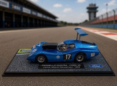 Auto Coleccionable Pronello Huayra/ C.A. Reutemann 1969